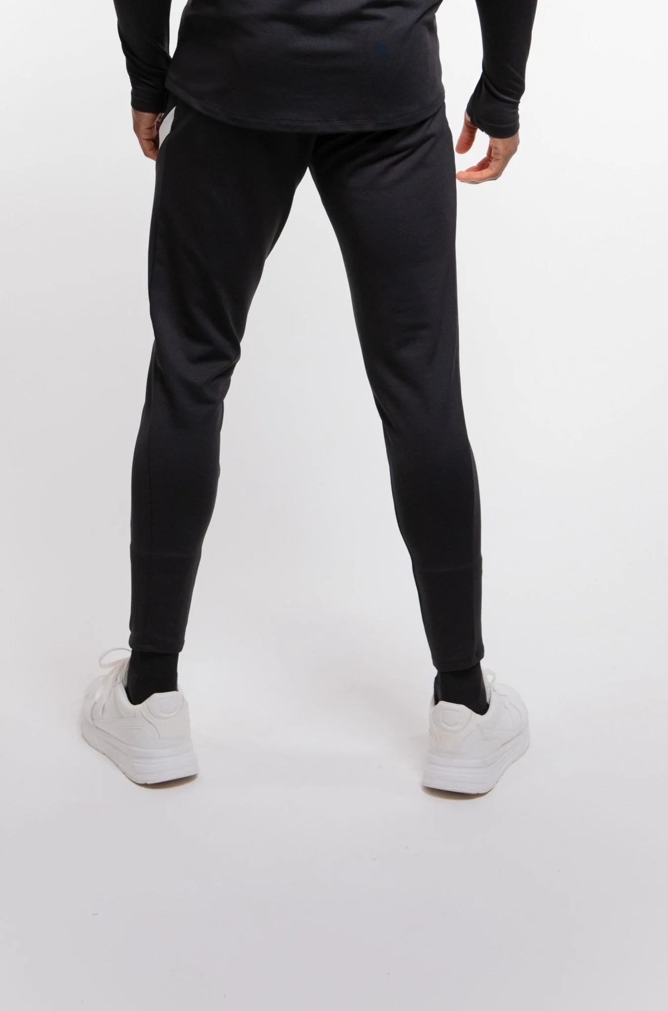 Elite Training Pant In Black & White - Image 8
